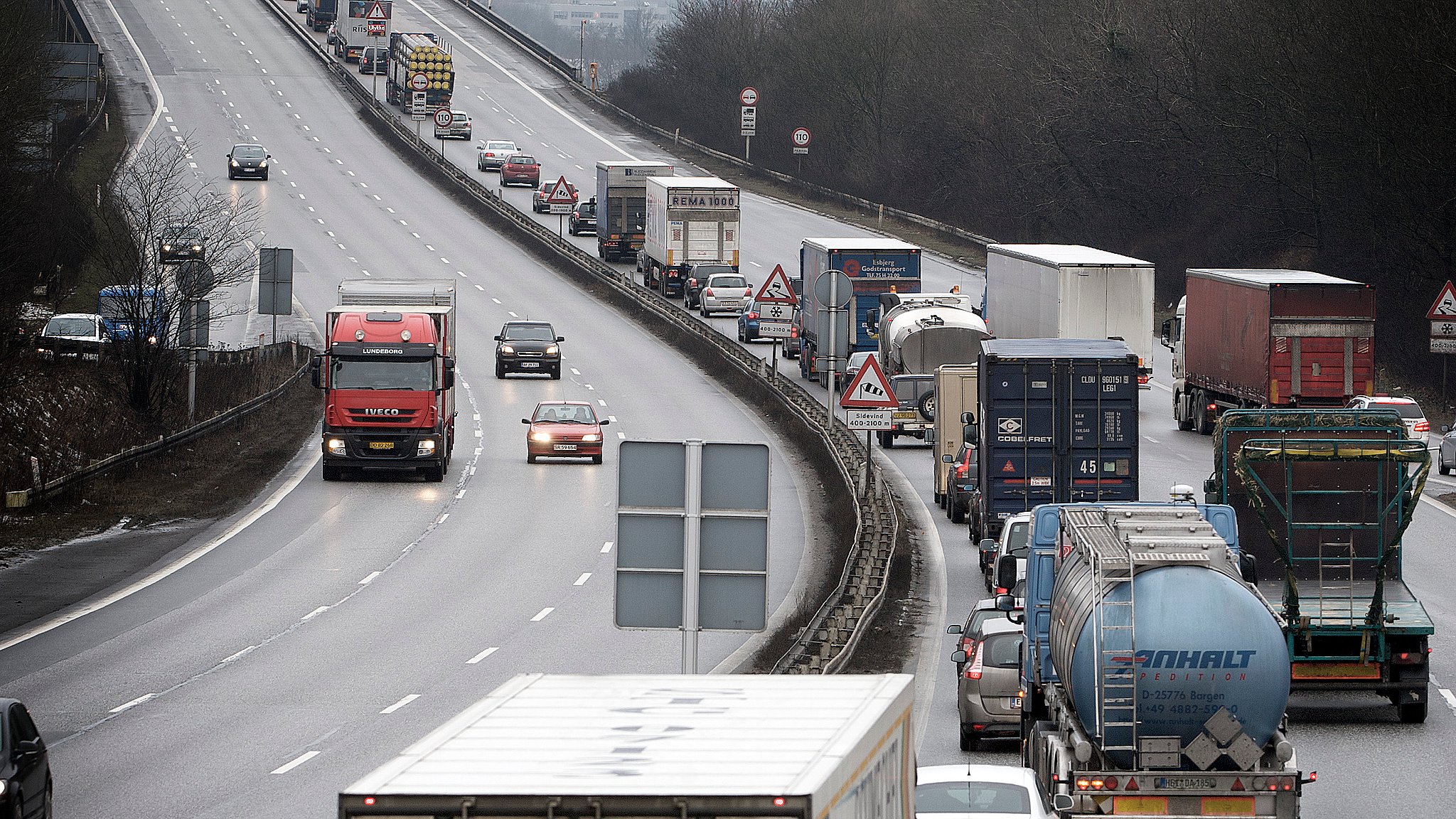 Ferietravlhed På Vejene I Weekenden | TV 2 Fyn