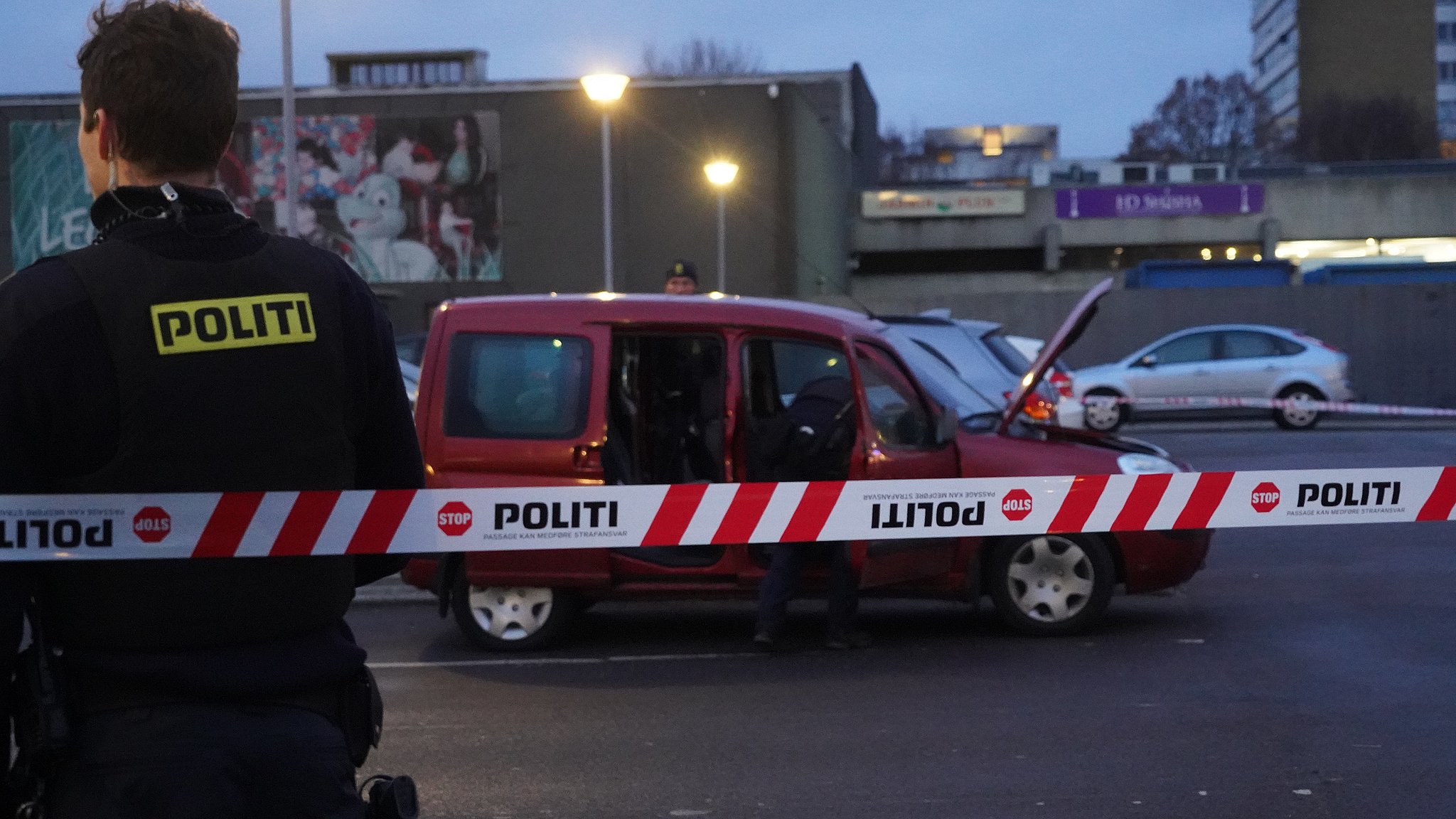 Seks Ud Af Otte Løsladt Efter Muligt Skyderi I Vollsmose | TV 2 Fyn