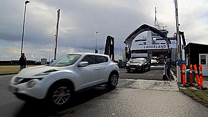 Kun én vej til og fra Fyn: Langelandsfærge sætter alle sejl for at håndtere Tour de France-trafik