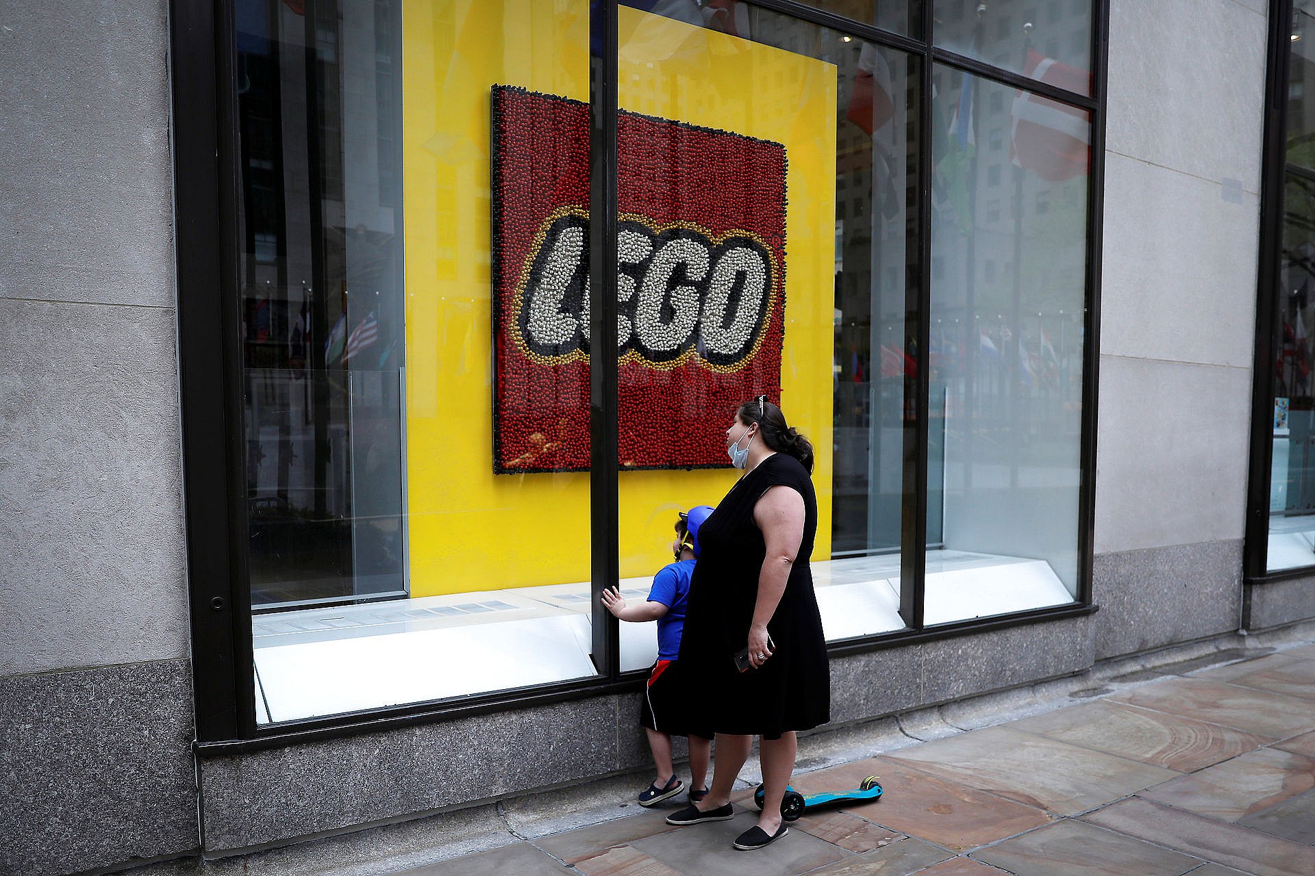 Fynboer anklage: Grilludstyr mistanke om bedrageri mod Lego | TV2 Fyn