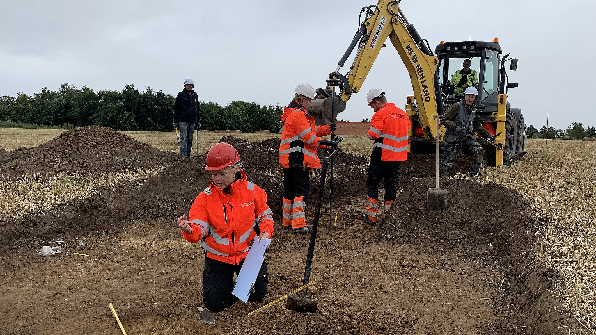 Hemmelig udgravning: 3.000 gammelt danefæ fundet ved Ullerslev | TV2 Fyn