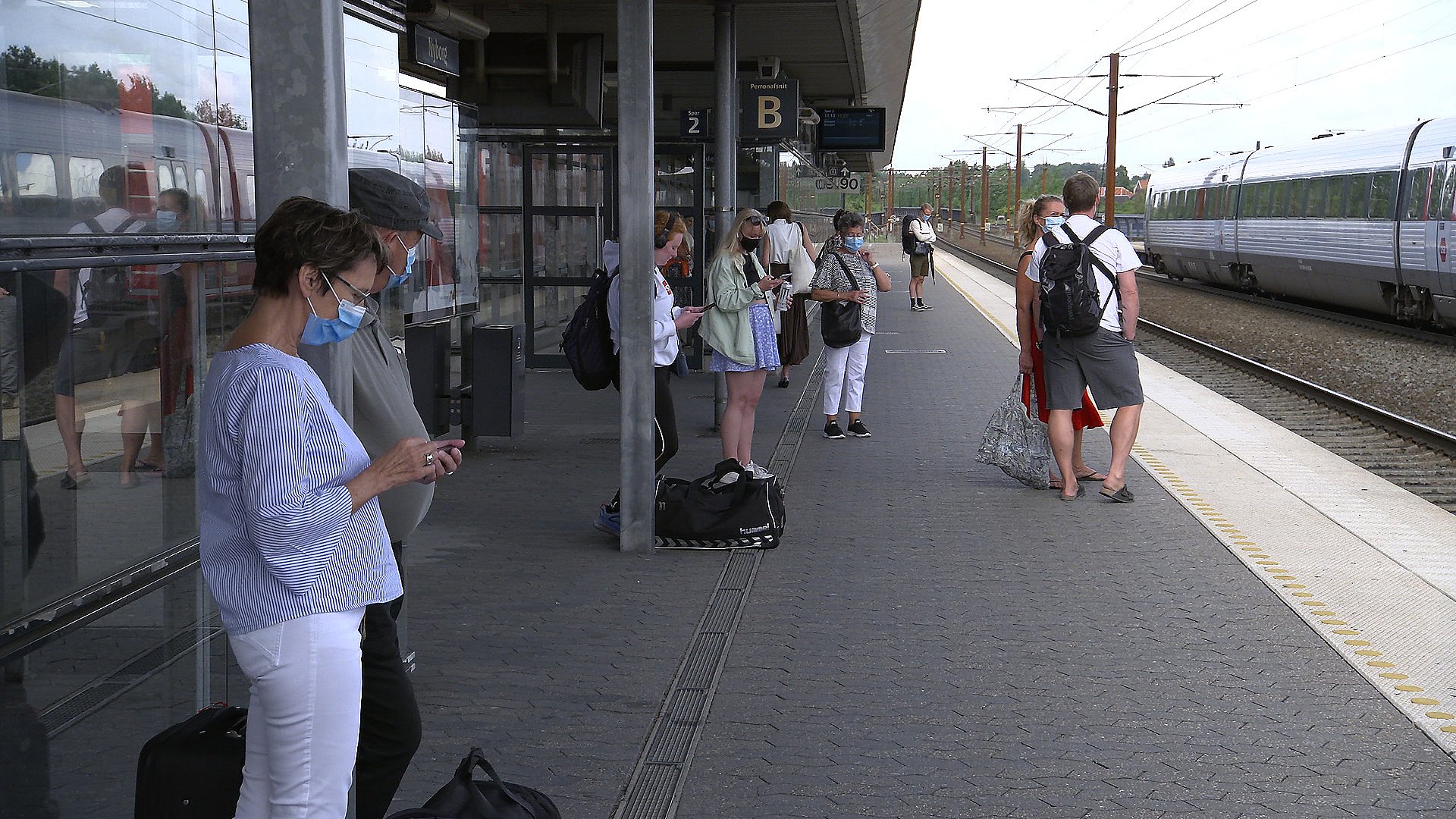 Der Venter Flere Måneder Med Mundbind I Den Kollektive Trafik | TV 2 Fyn