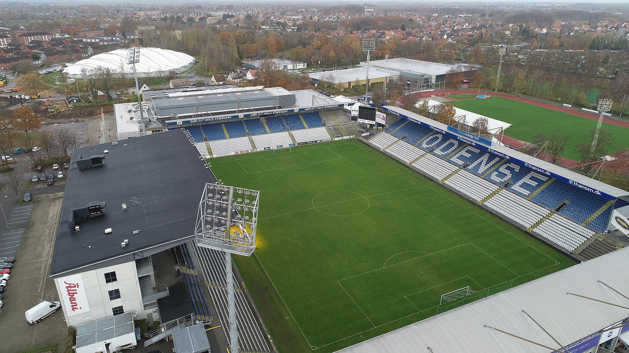 Længe ventet: OB-ejer vil modernisere stadion | TV 2 Fyn